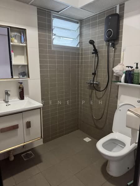 129A Canberra Street, 129A Canberra Street, Room Rental, 600 sqft, HDB Flat For Rent, by Irene Peh, 500227822 - Bathroom - PropertyGuru.com.sg