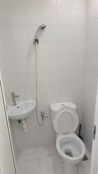 Southbank, 881 North Bridge Road, Room Rental, 100 sqft, Condominium For Rent, by ling, 500227829 - Bathroom - PropertyGuru.com.sg