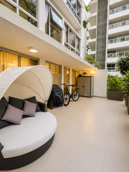 Sophia Residence, 15 Sophia Road, 3 Bedrooms, 2,004 sqft, Condominium For Rent, by Sabine Tjia, 500227843 - Balcony - PropertyGuru.com.sg