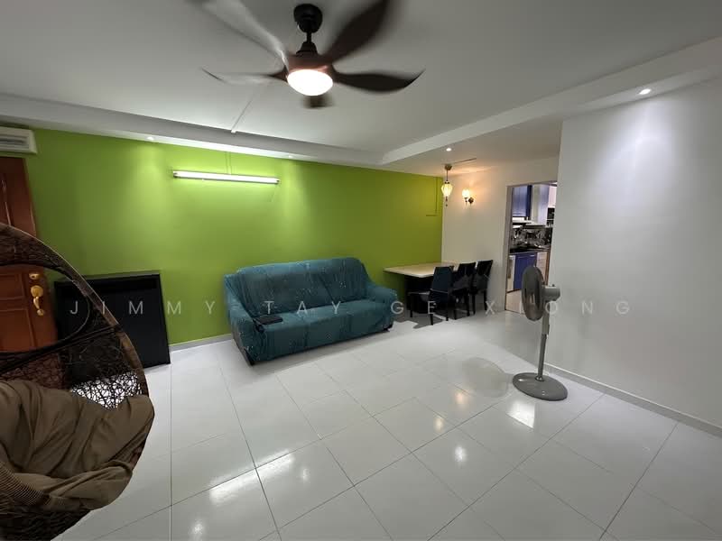 343 Bukit Batok Street 34, 343 Bukit Batok Street 34, 3 Bedrooms, 1,151 sqft, HDB Flat For Sale, by Jimmy Tay Ge Xiong, 500227845 - Living Room - PropertyGuru.com.sg