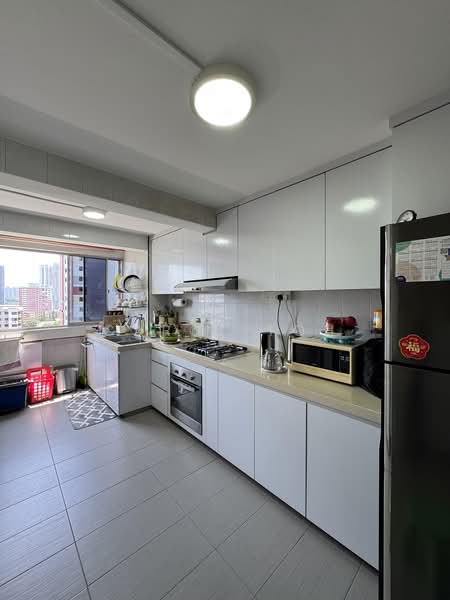 170 Stirling Road, 170 Stirling Road, 2 Bedrooms, 646 sqft, HDB Flat For Sale, by Carol Toh, 500227868 - Kitchen - PropertyGuru.com.sg