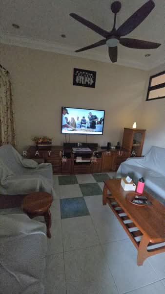 Sembawang Hills Estate, Nemesu Avenue, 5 Bedrooms, 3,000 sqft, Terraced House For Sale, by Rayne Chua 蔡美慧, 500227880 - Living Room - PropertyGuru.com.sg