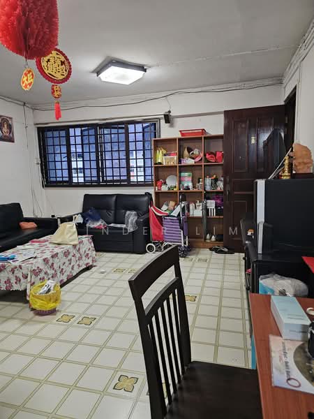 373 Clementi Avenue 4, 373 Clementi Avenue 4, 3 Bedrooms, 980 sqft, HDB Flat For Sale, by Jinder Lim, 500227881 - Living Room - PropertyGuru.com.sg