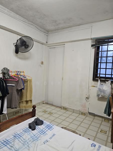 373 Clementi Avenue 4, 373 Clementi Avenue 4, 3 Bedrooms, 980 sqft, HDB Flat For Sale, by Jinder Lim, 500227881 - Bedroom - PropertyGuru.com.sg