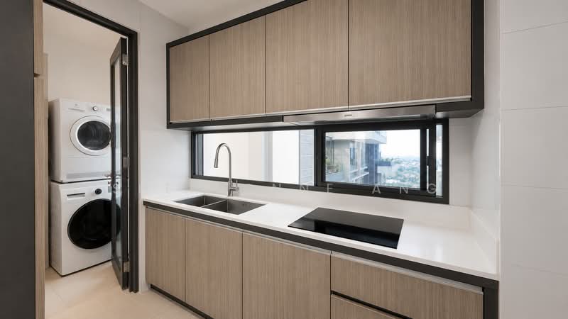 The Trizon, 6 Ridgewood Close, 5 Bedrooms, 5,328 sqft, Condominium For Sale, by Shervonne Ang, 500227884 - Kitchen - PropertyGuru.com.sg