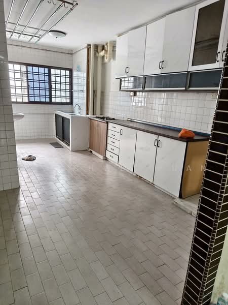 109 Bukit Purmei Road, 109 Bukit Purmei Road, 2 Bedrooms, 796 sqft, HDB Flat For Sale, by Ong Chwee Puan, 500227887 - Kitchen - PropertyGuru.com.sg