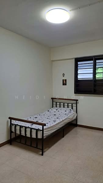 304 Clementi Avenue 4, 304 Clementi Avenue 4, Room Rental, 200 sqft, HDB Flat For Rent, by Heidi Chow, 500227888 - Bedroom - PropertyGuru.com.sg