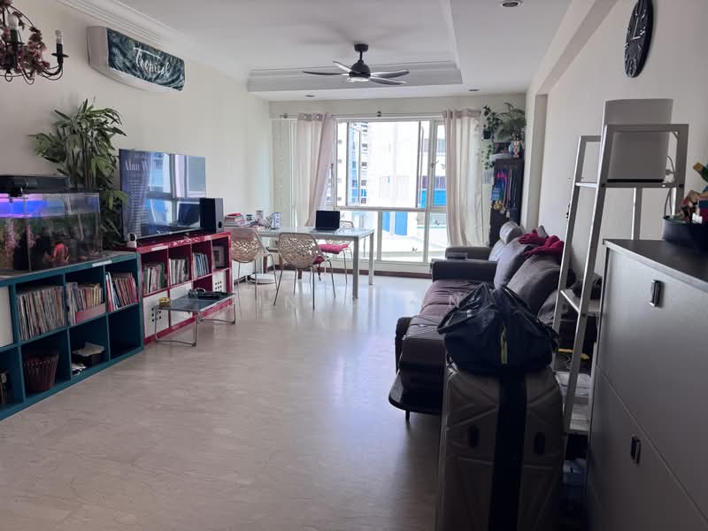 Evergreen Park, 31 Hougang Avenue 7, 3 Bedrooms, 1,066 sqft, Condominium For Sale, by Jin Chan, 500227910 - Living Room - PropertyGuru.com.sg