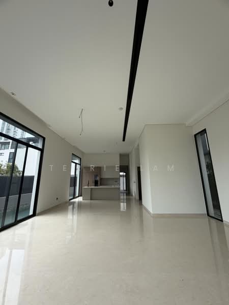 Bournemouth road, Bournemouth Road, 6 Bedrooms, 8,826 sqft, Bungalow House For Sale, by Terrie Lam, 500227913 - Living Room - PropertyGuru.com.sg