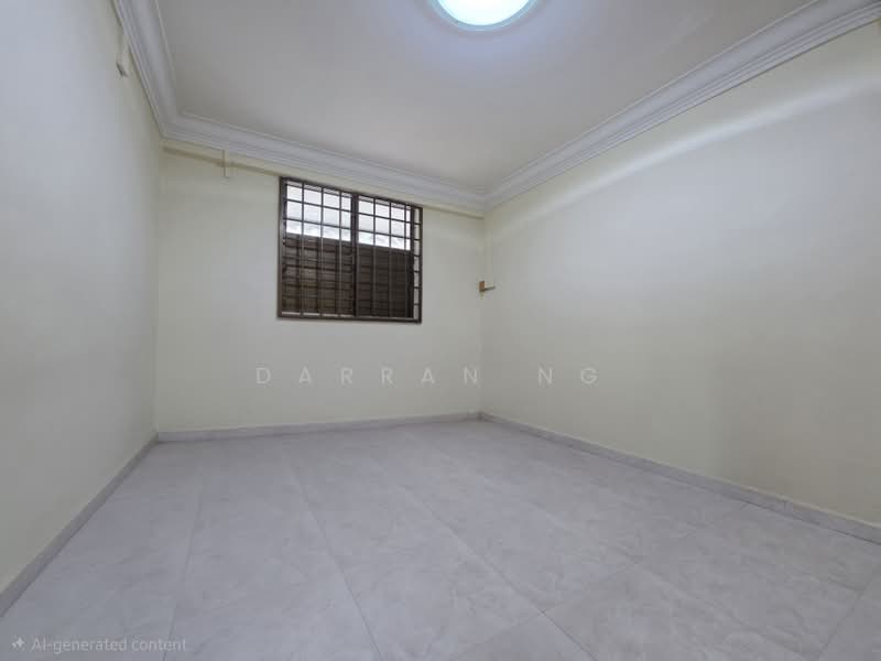 12 Lorong 7 Toa Payoh, 12 Lorong 7 Toa Payoh, 2 Bedrooms, 710 sqft, HDB Flat For Sale, by Darran Ng, 500227914 - Bedroom - PropertyGuru.com.sg