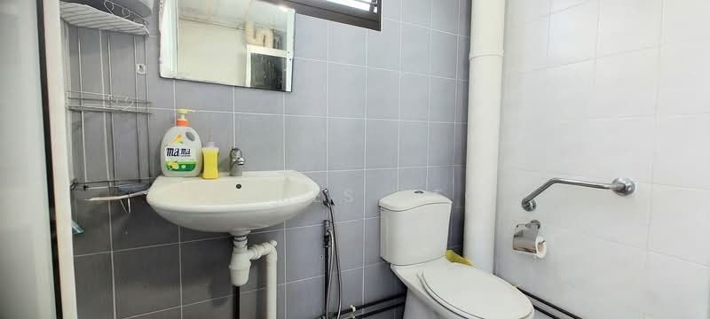 118 Marsiling Rise, 118 Marsiling Rise, 4 Bedrooms, 1,593 sqft, HDB Flat For Sale, by James Yeo, 500227924 - Bathroom - PropertyGuru.com.sg