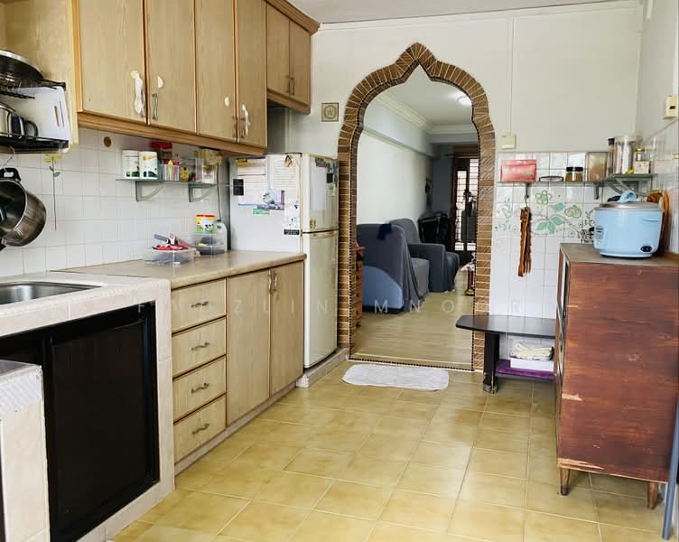 33 Teban Gardens Road, 33 Teban Gardens Road, 2 Bedrooms, 796 sqft, HDB Flat For Sale, by Fadzlin MNoor, 500227925 - Kitchen - PropertyGuru.com.sg