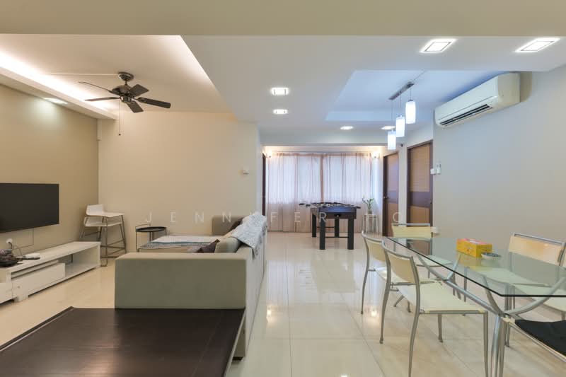 228 Bishan Street 23, 228 Bishan Street 23, 3 Bedrooms, 1,098 sqft, HDB Flat For Sale, by Jennifer Ho, 500227933 - Living Room - PropertyGuru.com.sg