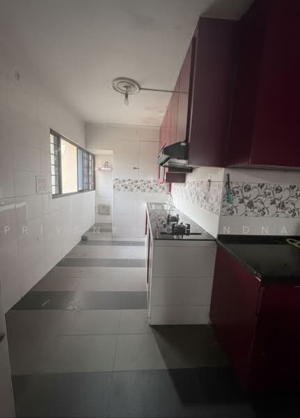 641 Rowell Road, 641 Rowell Road, 3 Bedrooms, 1,108 sqft, HDB Flat For Sale, by Priyanka Chandna, 500227934 - Kitchen - PropertyGuru.com.sg