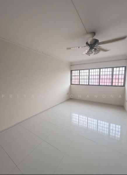 641 Rowell Road, 641 Rowell Road, 3 Bedrooms, 1,108 sqft, HDB Flat For Sale, by Priyanka Chandna, 500227934 - Living Room - PropertyGuru.com.sg