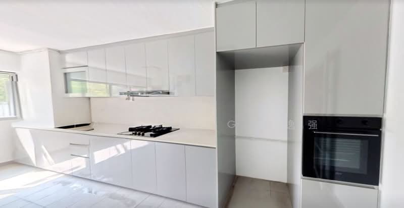 328 Clementi Avenue 2, 328 Clementi Avenue 2, 3 Bedrooms, 990 sqft, HDB Flat For Sale, by Paul Wong 黄逸强, 500227940 - Fridge Space and Built in Oven - PropertyGuru.com.sg