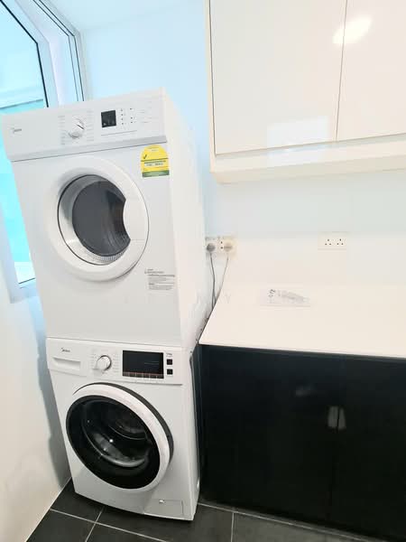 The Minton, 147 Hougang Street 11, 2 Bedrooms, 936 sqft, Condominium For Rent, by Jeremy Li, 500227942 - Interior - PropertyGuru.com.sg
