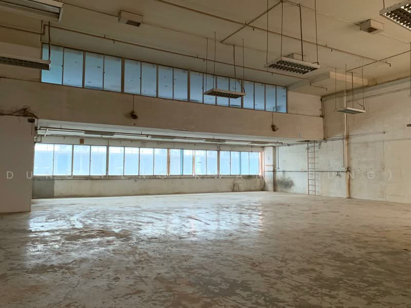 Immediate + 20ft Ramp Up + High Ceiling, Woodlands. Admiralty., 4,500 sqft, Warehouse For Rent, by Dung Heng Kwan (Dung), 500227947 - Interior - CommercialGuru.com.sg