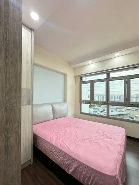 623C Punggol Central photo 2
