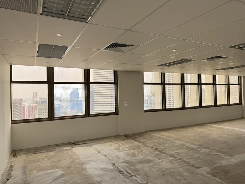 Peninsula Plaza, 111 North Bridge Road, 2,175 sqft, Office For Rent, by Walter Lau, 500227979 - Windows towards Bugis area - CommercialGuru.com.sg