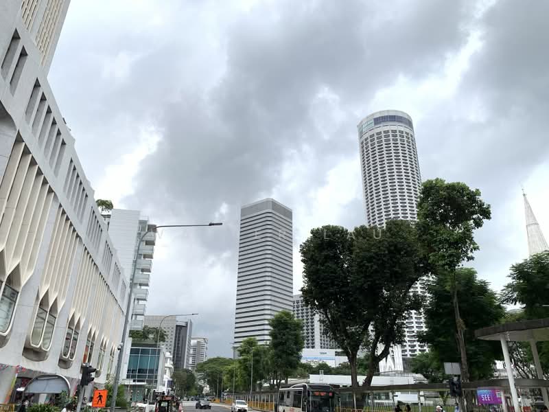 Peninsula Plaza, 111 North Bridge Road, 2,175 sqft, Office For Rent, by Walter Lau, 500227979 - Raffles City short distance away - CommercialGuru.com.sg