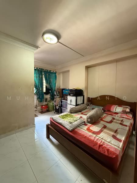 435 Choa Chu Kang Avenue 4, 435 Choa Chu Kang Avenue 4, 3 Bedrooms, 1,119 sqft, HDB Flat For Sale, by Muhd. Ardiyanto Rohman, 500227988 - Bedroom - PropertyGuru.com.sg
