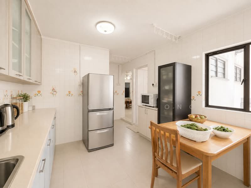 104 Jalan Rajah, 104 Jalan Rajah, 4 Bedrooms, 1,495 sqft, HDB Flat For Sale, by Howgene Leong, 500227989 - Kitchen - PropertyGuru.com.sg