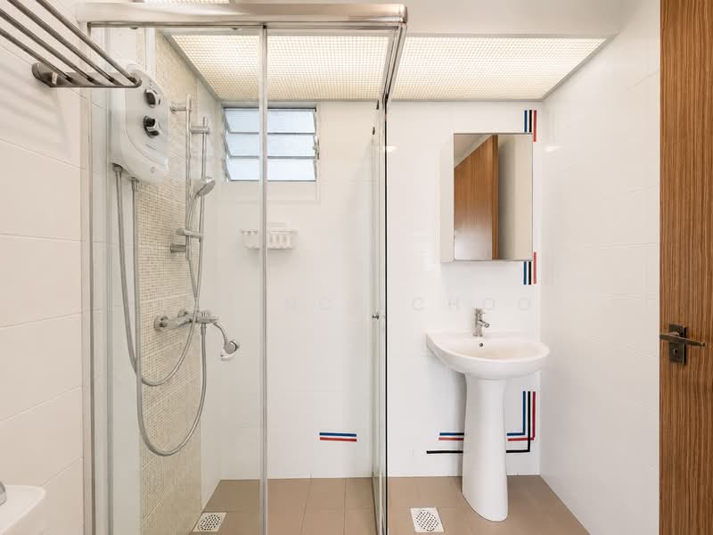 450B Bukit Batok West Avenue 6, 450B Bukit Batok West Avenue 6, Dairy Farm / Bukit Panjang / Choa Chu Kang, 3 Bedrooms, 1,001 sqft, HDB Flat For Sale, by Terence Choo, 500227990 - Common Bathroom - PropertyGuru.com.sg