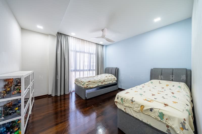 Kovan Corner Terrace | 3.5 Storeys | Renovated | 4 mins walk to MRT, , 5 Bedrooms, 3,500 sqft, Corner Terrace For Sale, by John Lin Anhong 林安鸿, 500227992 - Bedroom - PropertyGuru.com.sg