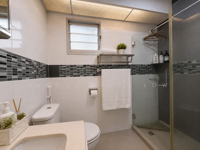 207B Punggol Place, 207B Punggol Place, 3 Bedrooms, 1,206 sqft, HDB Flat For Sale, by Marcus Aiden Low, 500227999 - Bathroom - PropertyGuru.com.sg