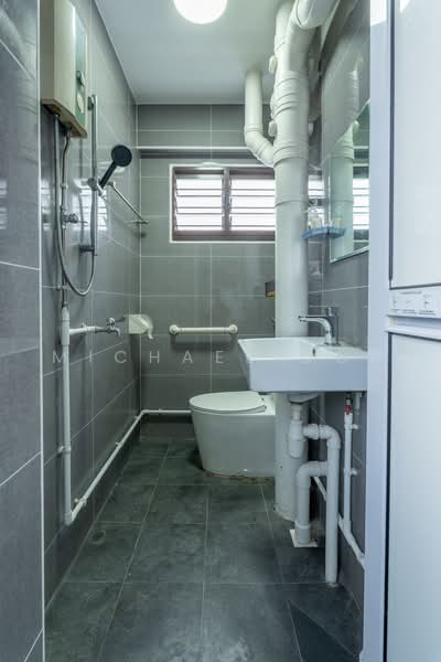 427 Yishun Avenue 11, 427 Yishun Avenue 11, Sembawang / Yishun, 3 Bedrooms, 1,119 sqft, HDB Flat For Sale, by Michael Ooi, 500228002 - Bathroom - PropertyGuru.com.sg