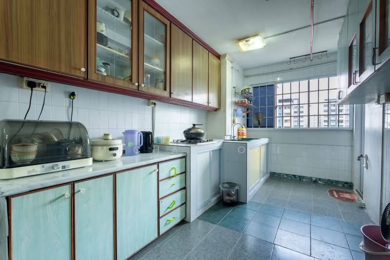 427 Yishun Avenue 11, 427 Yishun Avenue 11, Sembawang / Yishun, 3 Bedrooms, 1,119 sqft, HDB Flat For Sale, by Michael Ooi, 500228002 - Kitchen - PropertyGuru.com.sg