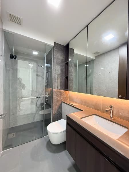 Tembusu Grand, 94 Jalan Tembusu, 2 Bedrooms, 829 sqft, Condominium For Sale, by Zach Wong, 500228003 - Bathroom - PropertyGuru.com.sg