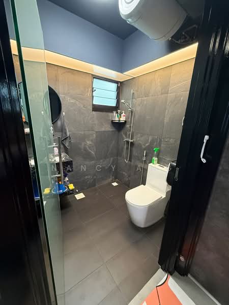 112B Alkaff Crescent, 112B Alkaff Crescent, 2 Bedrooms, 731 sqft, HDB Flat For Sale, by Nancy Ang, 500228011 - Bathroom - PropertyGuru.com.sg