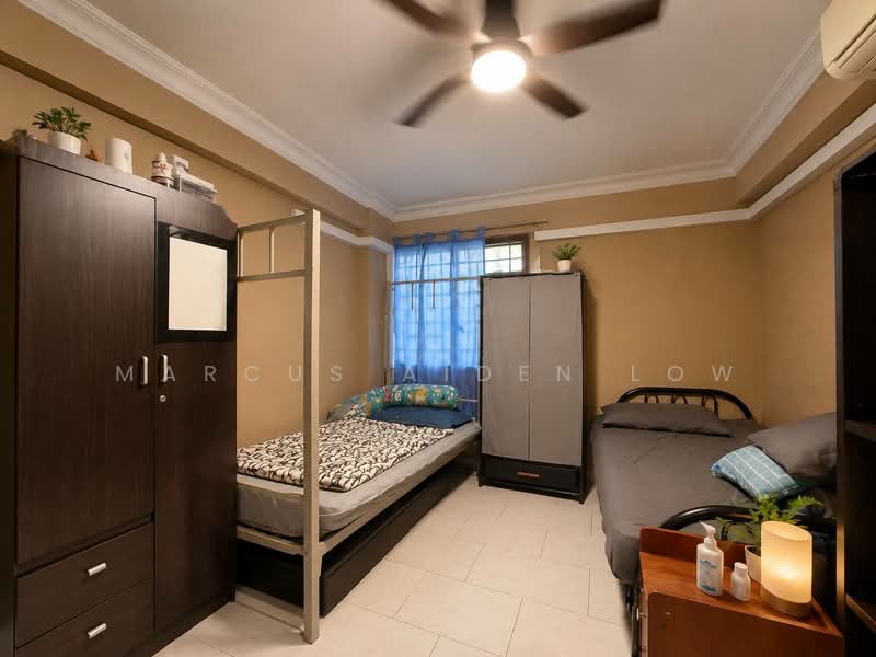4 Bedok South Avenue 1, 4 Bedok South Avenue 1, 3 Bedrooms, 700 sqft, HDB Flat For Sale, by Marcus Aiden Low, 500228013 - Bedroom - PropertyGuru.com.sg
