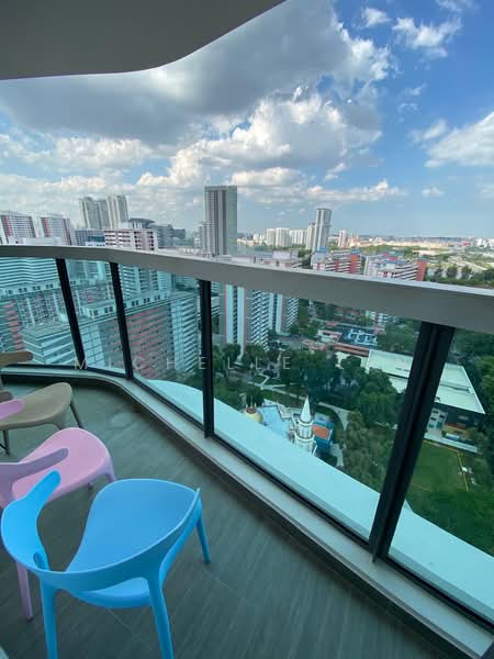 City Gate, 371 Beach Road, 2 Bedrooms, 775 sqft, Apartment For Sale, by Michelle Tan, 500228017 - Balcony - PropertyGuru.com.sg