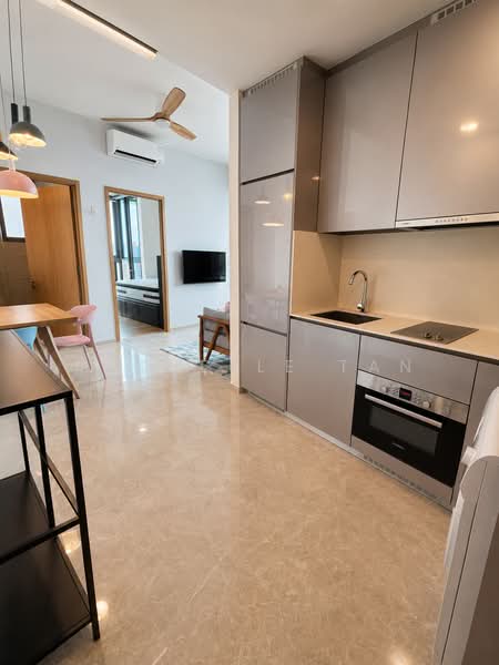 City Gate, 371 Beach Road, 2 Bedrooms, 775 sqft, Apartment For Sale, by Michelle Tan, 500228017 - Kitchen - PropertyGuru.com.sg