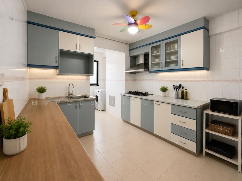 124 Pasir Ris Street 11, 124 Pasir Ris Street 11, 3 Bedrooms, 1,108 sqft, HDB Flat For Sale, by Marcus Aiden Low, 500228020 - Kitchen - PropertyGuru.com.sg