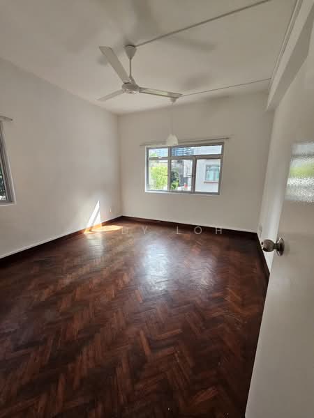 Rainbow Mansions, 122 - 128B, Grange Road, Tanglin / Holland / Bukit Timah, 3 Bedrooms, 1,300 sqft, Apartment For Rent, by Judy Loh, 500228023 - Interior - PropertyGuru.com.sg