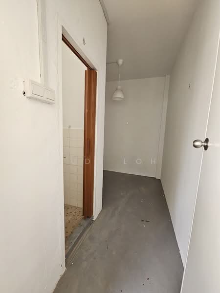 Rainbow Mansions, 122 - 128B, Grange Road, Tanglin / Holland / Bukit Timah, 3 Bedrooms, 1,300 sqft, Apartment For Rent, by Judy Loh, 500228023 - Interior - PropertyGuru.com.sg