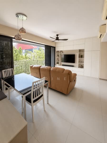 Waterbay, 45B Edgefield Plains, 3 Bedrooms, 1,076 sqft, Executive Condominium For Sale, by Geraldine Ang, 500228036 - Living Room - PropertyGuru.com.sg
