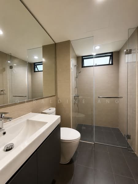 Waterbay, 45B Edgefield Plains, 3 Bedrooms, 1,076 sqft, Executive Condominium For Sale, by Geraldine Ang, 500228036 - Bathroom - PropertyGuru.com.sg