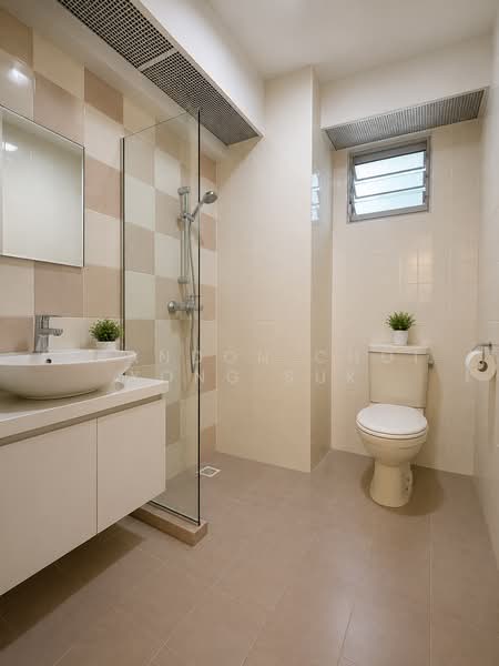 305D Punggol Drive, 305D Punggol Drive, 3 Bedrooms, 1,001 sqft, HDB Flat For Sale, by Brandon Choi Yong Suk, 500228039 - Bathroom - PropertyGuru.com.sg