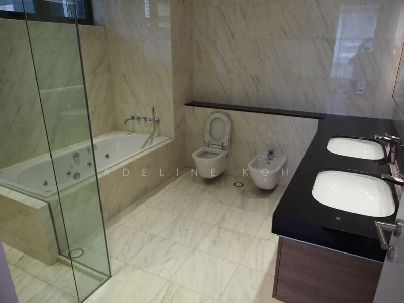 Freehold Landed at Fernhill, , 9 Bedrooms, 15,874 sqft, Semi-Detached House For Sale, by Adeline Koh, 500228041 - Bathroom - PropertyGuru.com.sg