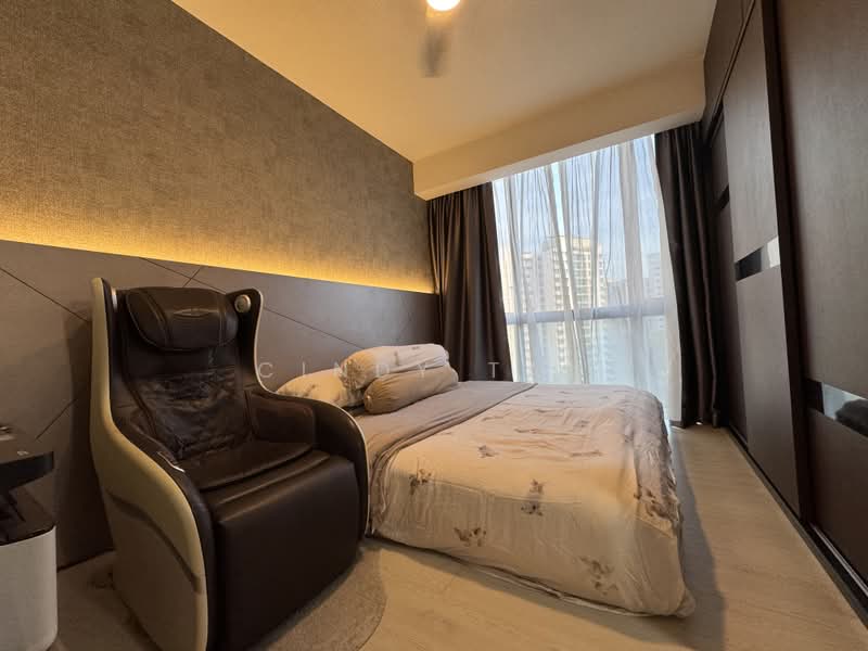 Waterbay, 45A Edgefield Plains, 3 Bedrooms, 1,098 sqft, Executive Condominium For Sale, by Cindy Tan, 500228047 - Master Bedroom - PropertyGuru.com.sg