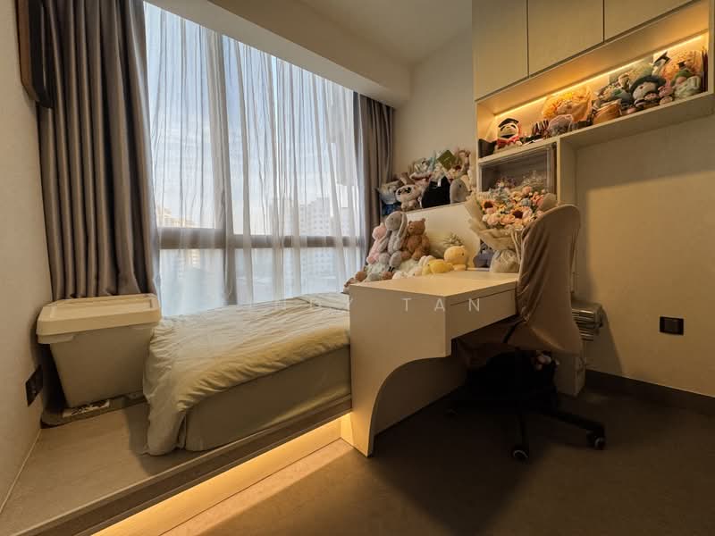 Waterbay, 45A Edgefield Plains, 3 Bedrooms, 1,098 sqft, Executive Condominium For Sale, by Cindy Tan, 500228047 - Common Bedroom 2 - PropertyGuru.com.sg