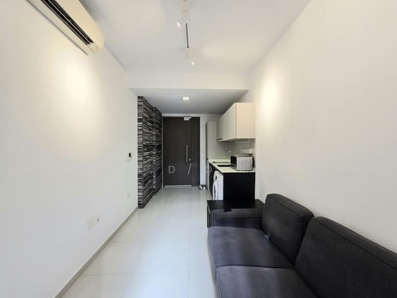 Suites 28, 28 Lorong 30 Geylang, 1 Bedroom, 893 sqft, Apartment For Rent, by Prameela D/O Rathanan, 500228049 - Living Room - PropertyGuru.com.sg