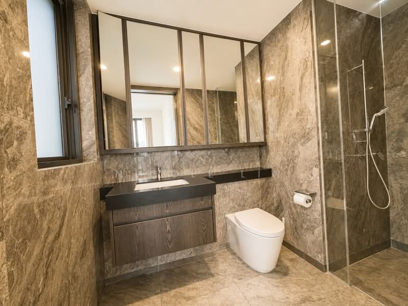 LIV @ MB, 114A Arthur Road, 3 Bedrooms, 1,270 sqft, Condominium For Rent, by Nicole Lin, 500228055 - Master Bathroom - PropertyGuru.com.sg
