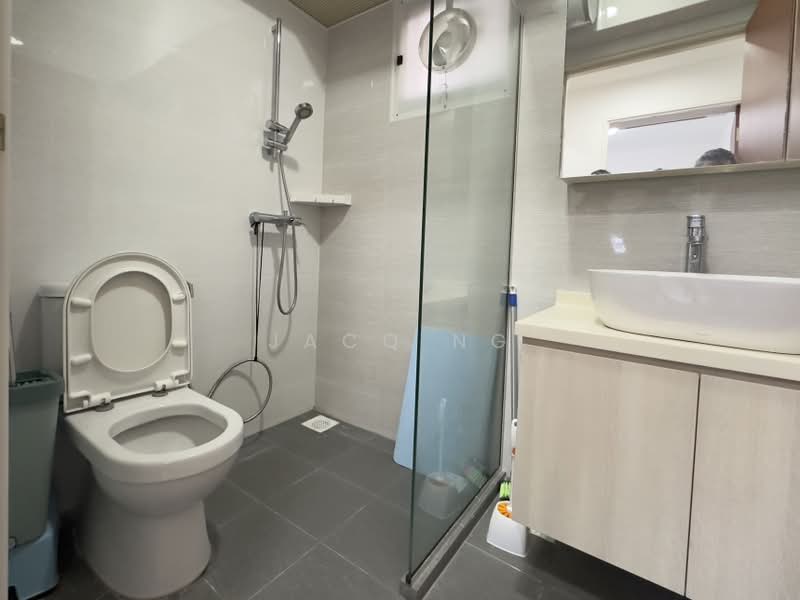 33 Ghim Moh Link, 33 Ghim Moh Link, 3 Bedrooms, 1,001 sqft, HDB Flat For Sale, by Jacq Ng, 500228057 - Bathroom - PropertyGuru.com.sg