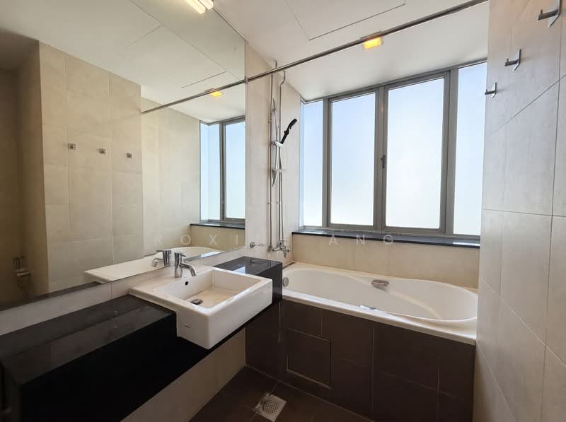 Casero @ Dunman, 489 Dunman Road, 4 Bedrooms, 2,518 sqft, Apartment For Rent, by Roxine Ang, 500228078 - Bathroom - PropertyGuru.com.sg